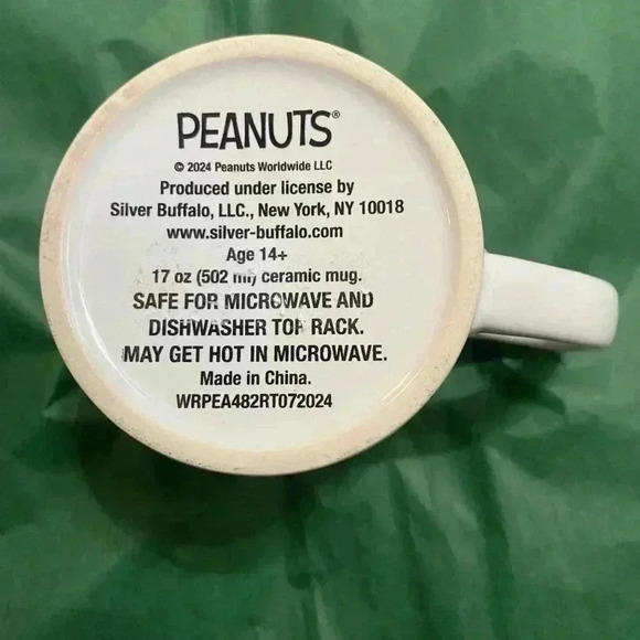 Peanuts Charlie Brown, Lucy & Linus Oversize 17 Ounce Mug NWOT - Picture 4 of 4